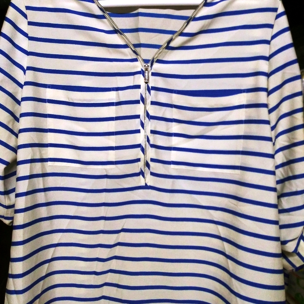 Women's dress shirt